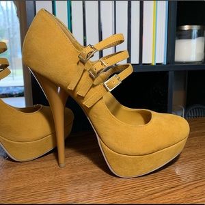 Suede triple buckle strap Mary Jane heel